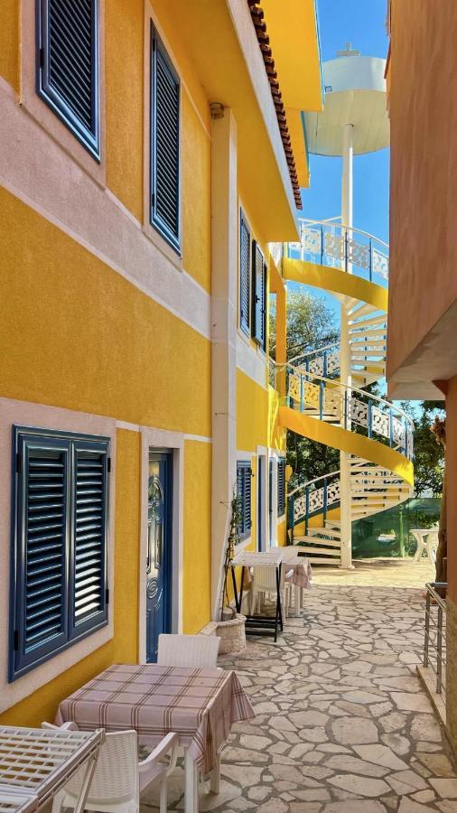 Hotel Nino Дхерми Экстерьер фото