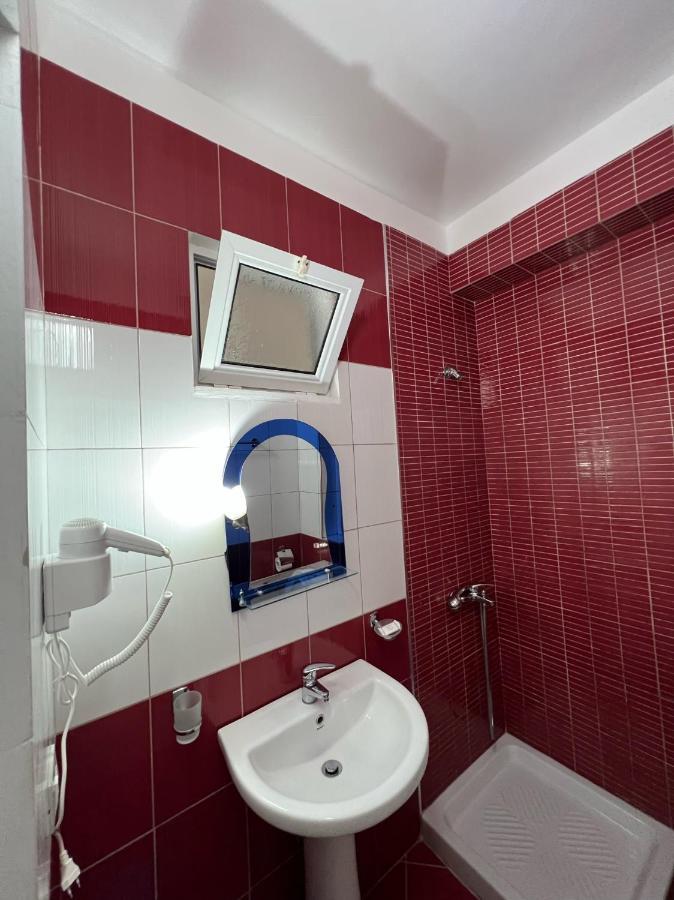 Hotel Nino Дхерми Экстерьер фото